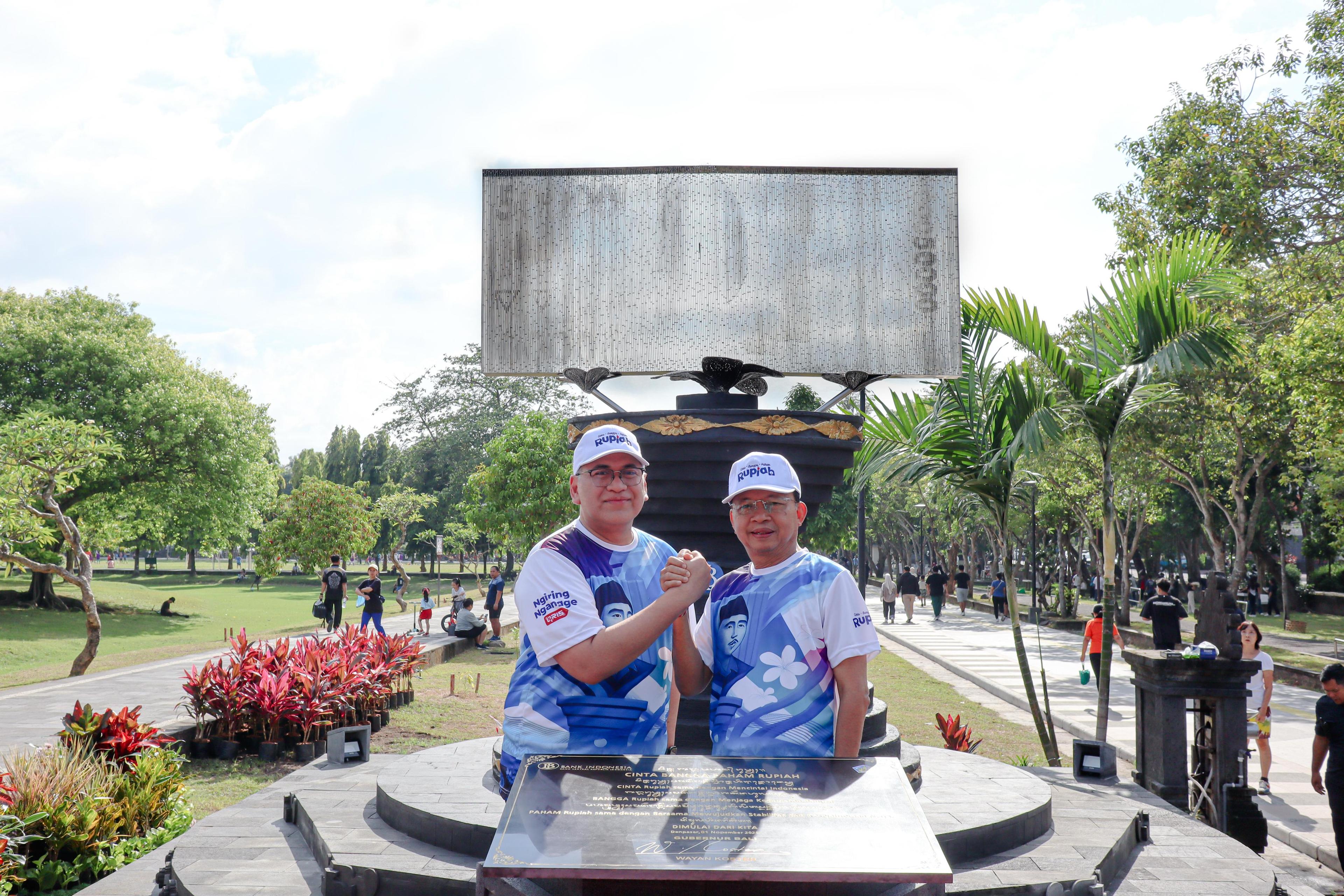 Tugu Cinta Bangga Paham Rupiah slide 9